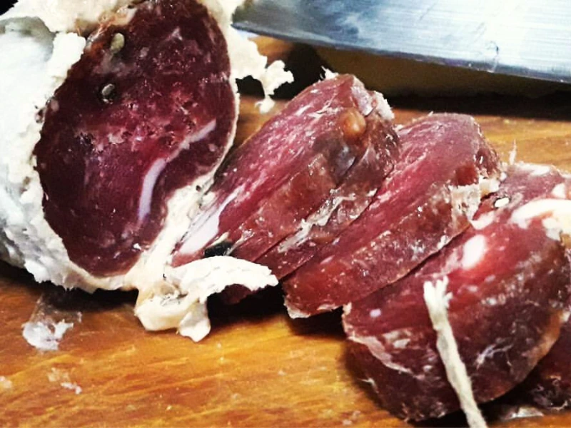Artisan cold cuts aged on farm