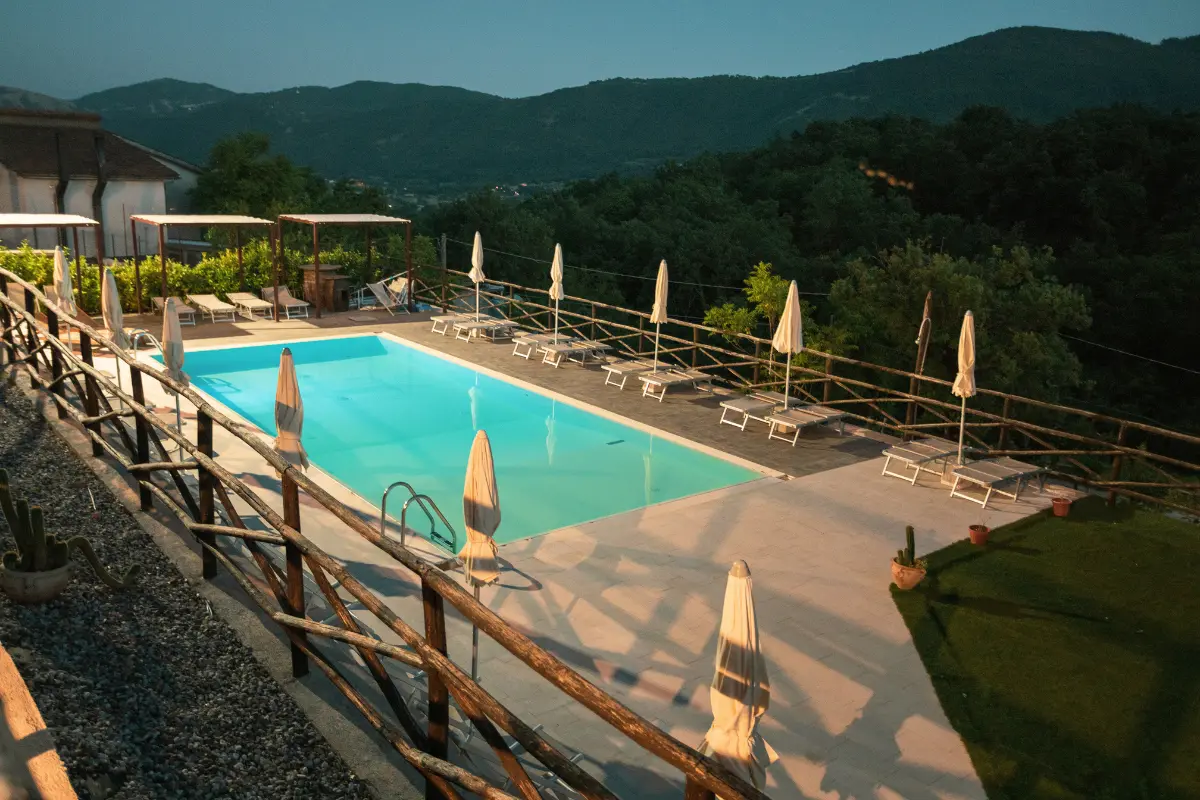 Piscina panoramica - Vista colline