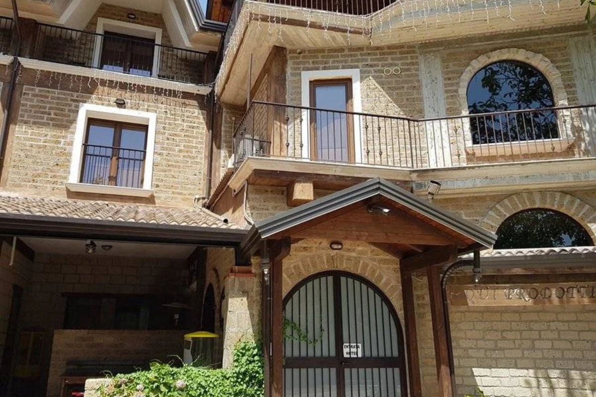 Esterni dell agriturismo romantico tra Campania e Basilicata